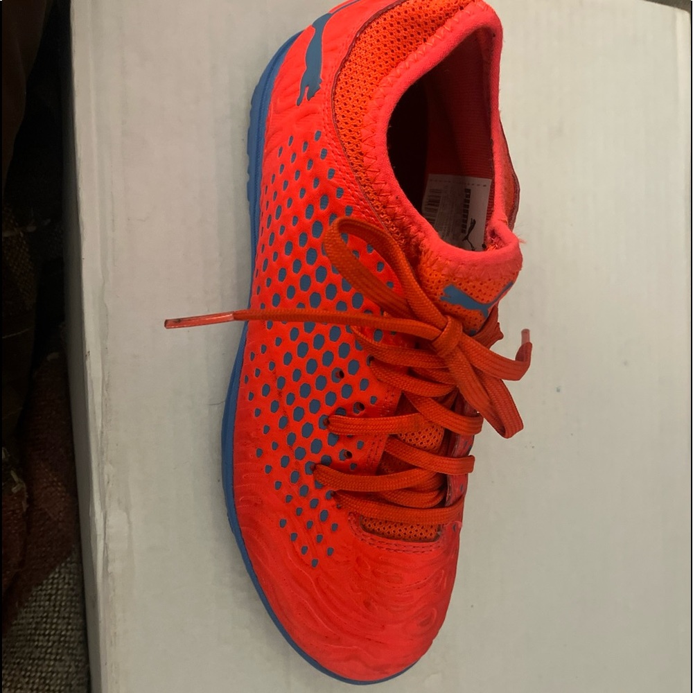 Boys indoor soccer cleats